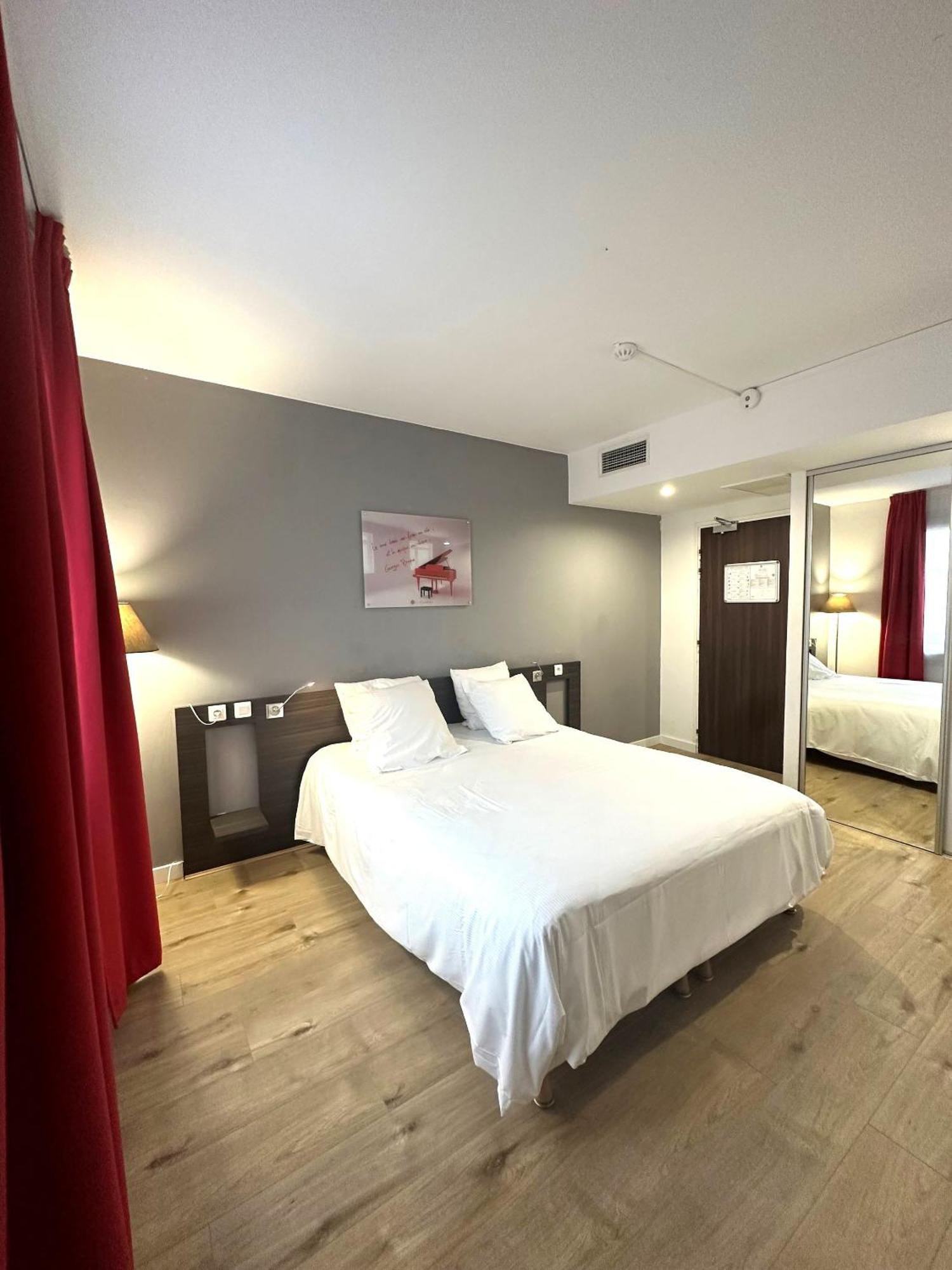 טולוז Hotel Le Cousture מראה חיצוני תמונה